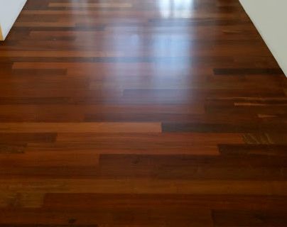 Presupuesto ref.: 944 // TARIMA MACIZA