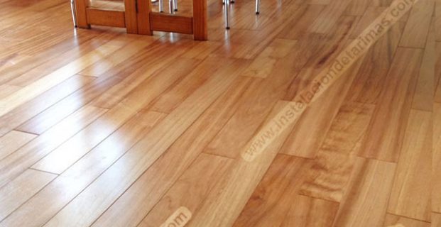 REF.: 1155 // ATT.: NAZARETH // MADERA + BARNIZ + ADHESIVO Y PEGAMENTO