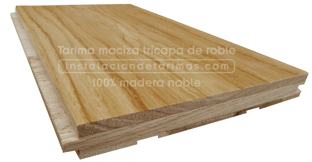 foto de tarima maciza tricapa de madera de roble, se observa como está formada por tres capas de madera 100% natural