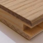 ¿Qué es la tarima de roble multicapa con madera natural?