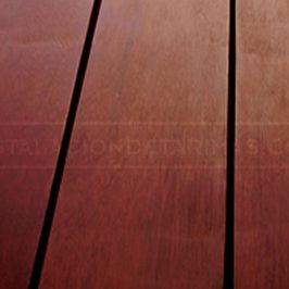 Tarima de massaranduba para usos en la intemperie: resistencia asegurada