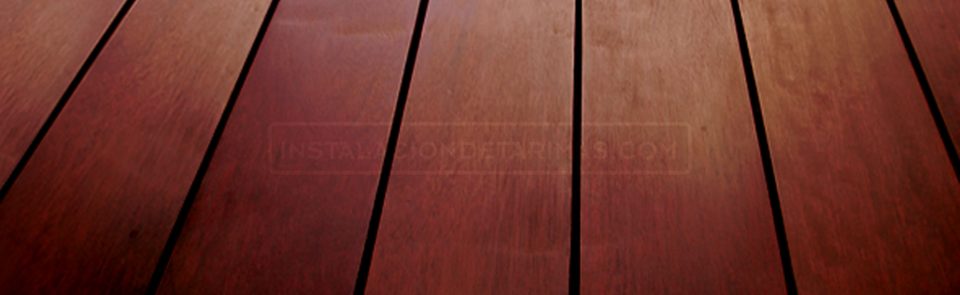 Tarima de massaranduba para usos en la intemperie: resistencia asegurada