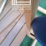 Cómo enderezar las tarimas curvadas o arqueadas en una instalación de tarima